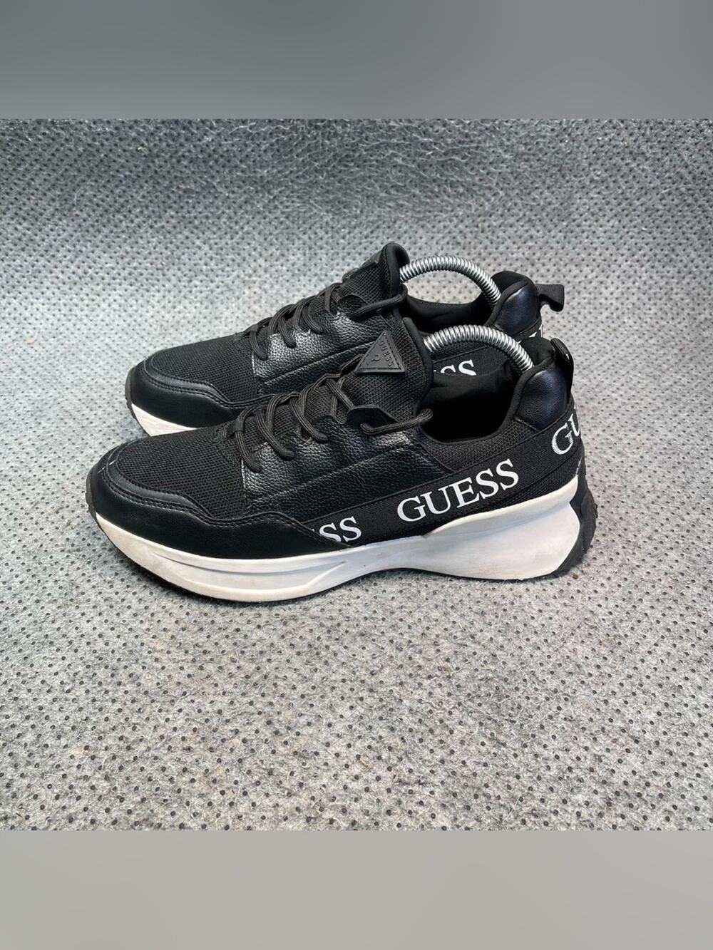 Guess Calebb Black White Shoes Size 10.5 Women’s